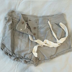 WILFRED Allegra linen shorts